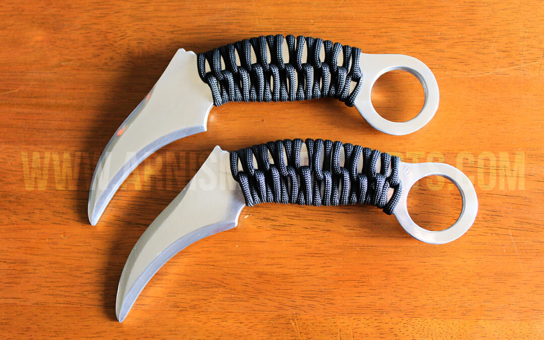 TW024SG – Olea Kerambit with Paracord String Handle