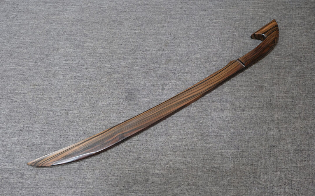 TW026 – Talibong Sword (Kamagong)